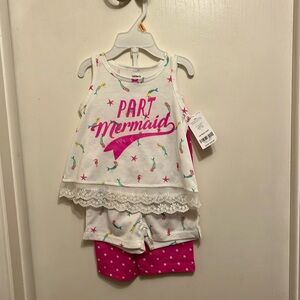 Carter’s Girl’s 12mos Set. NWT